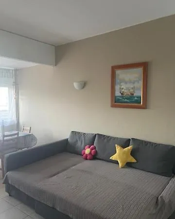 Armacao Pera アパートホテル *